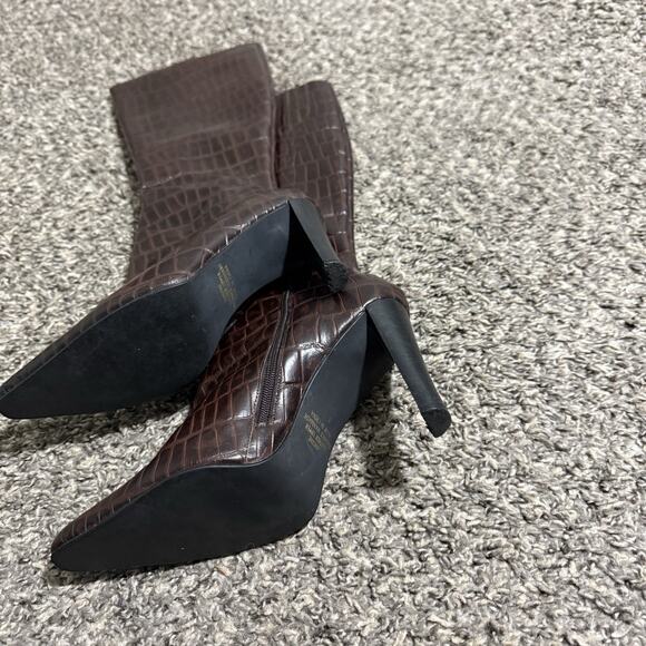 Vintage Leather Knee High Boots Brown Croc Pointed Toe Classic Old Money 7.5 B - Picture 3 of 6